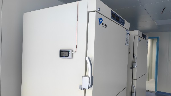 你知道實驗室項目選擇合適的智能監控設備有多重要嗎？23.7.14